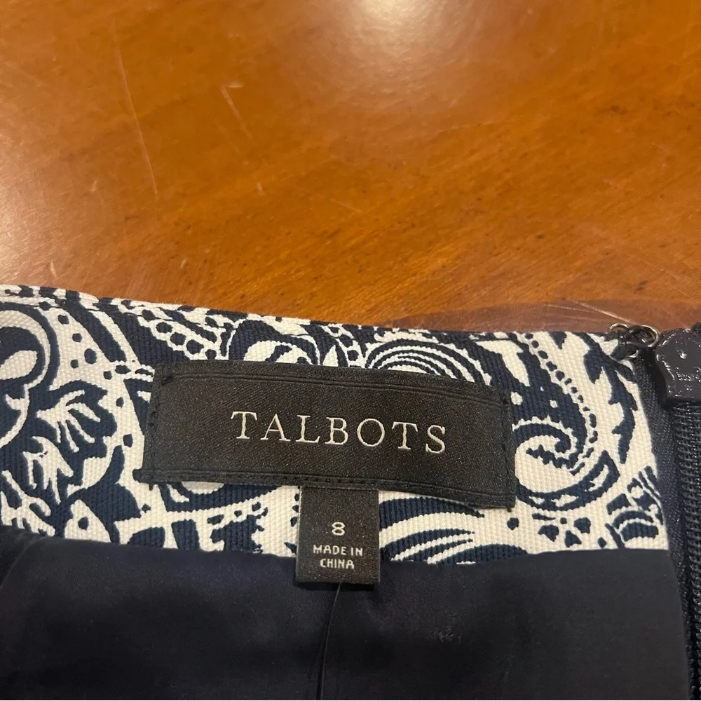 NEW $70 Talbots Women’s Navy/White Paisley Print Mini Skirt Size 8 Stretch - Picture 10 of 14